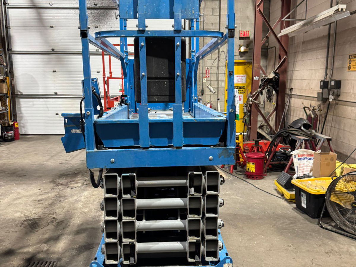 2018 Genie GS-3232-3