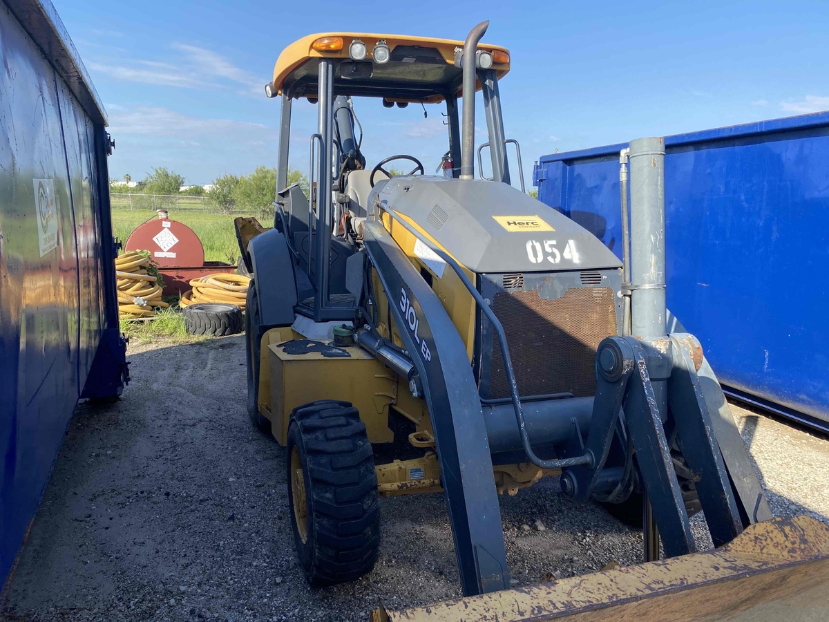 2019 John Deere 310L-2