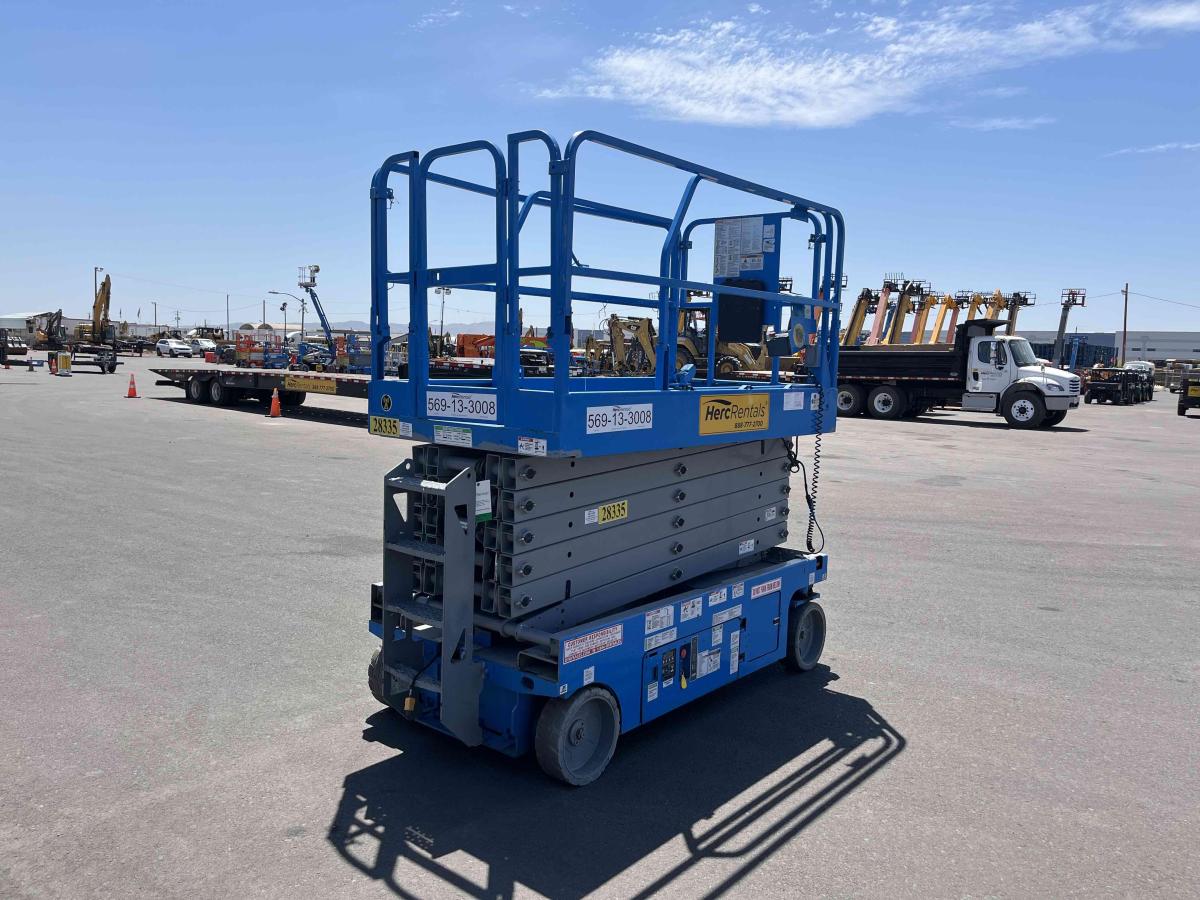 2016 Genie GS-4047