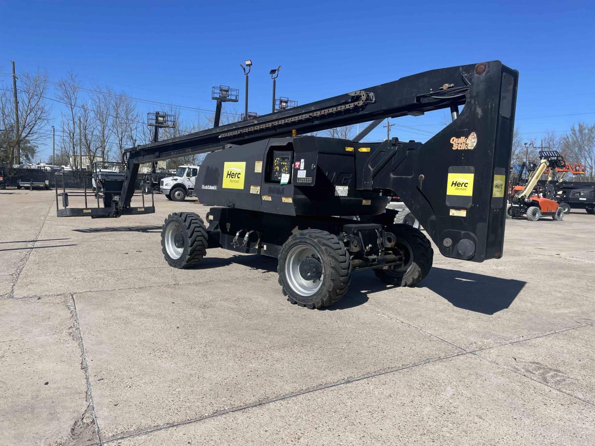 2015 JLG 800A