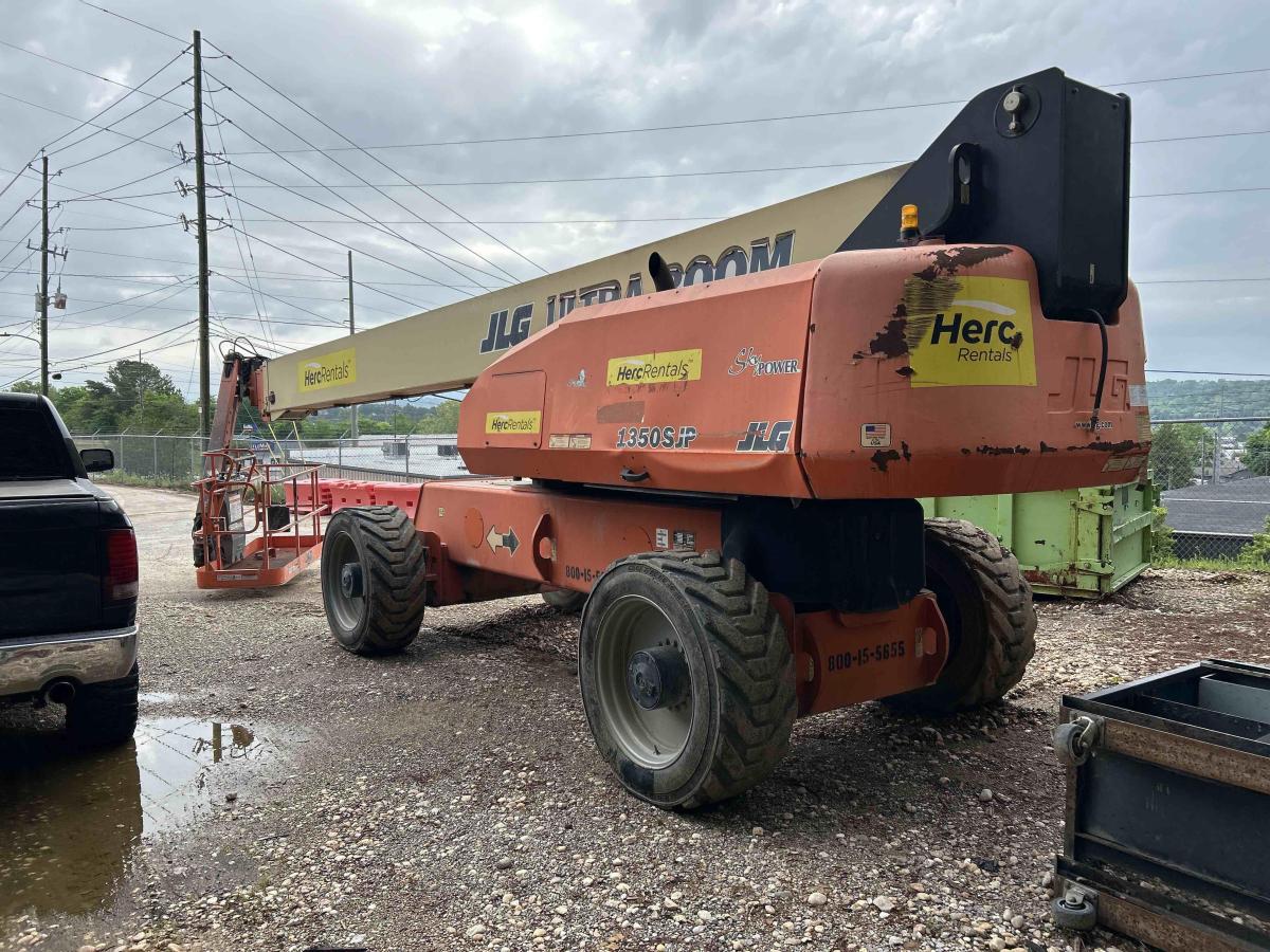 2017 JLG 1350SJP