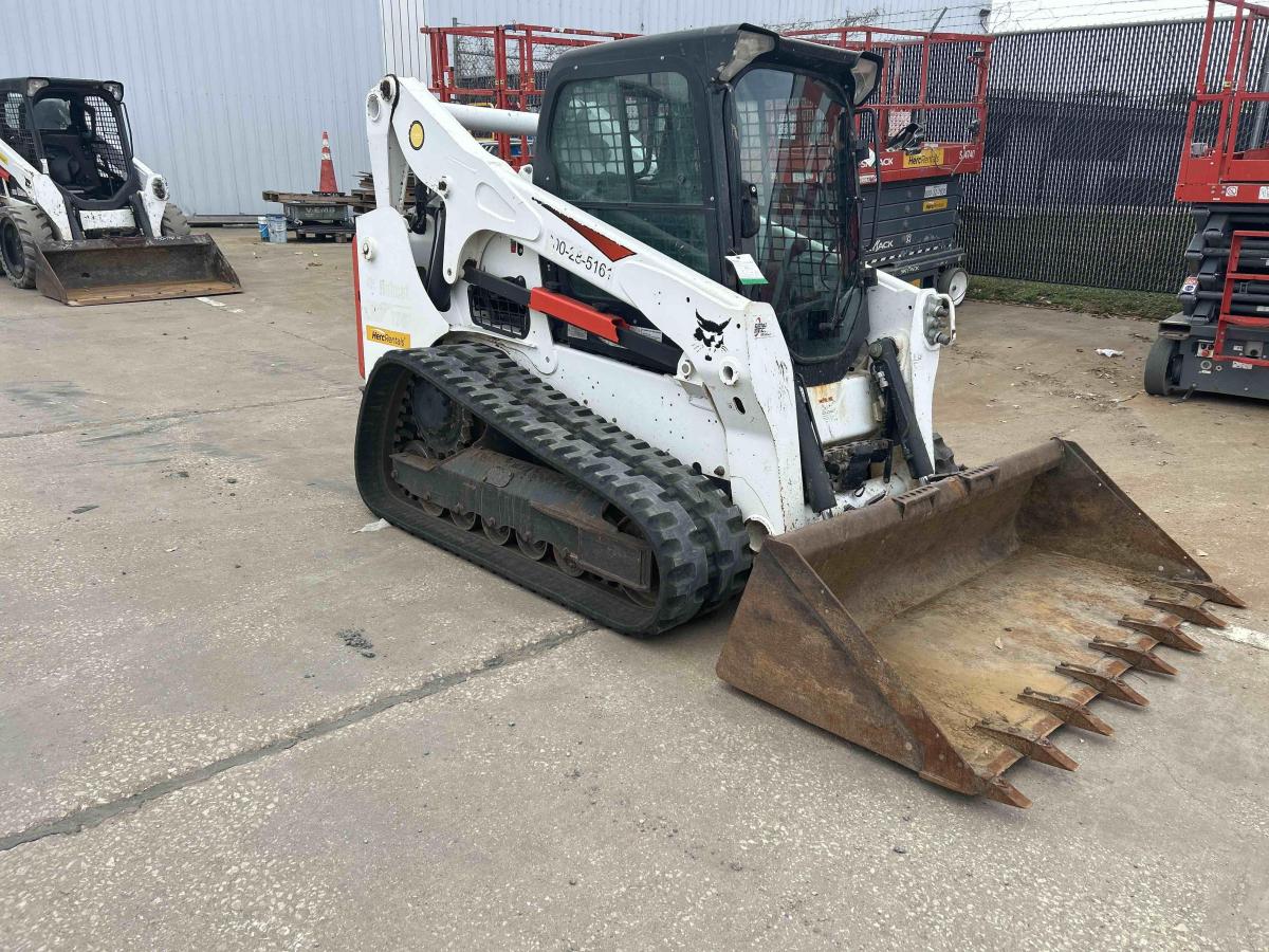 2020 Bobcat T740