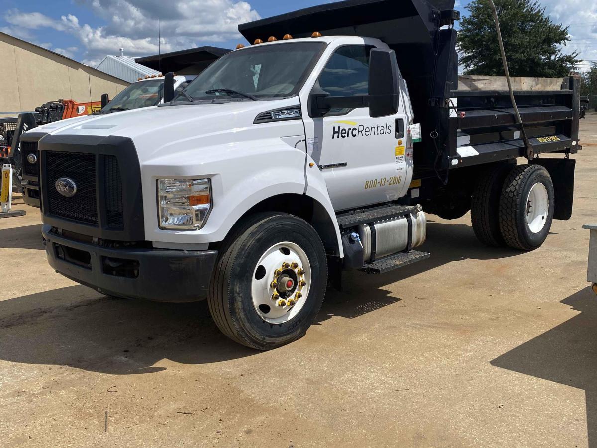 2017 Ford F750