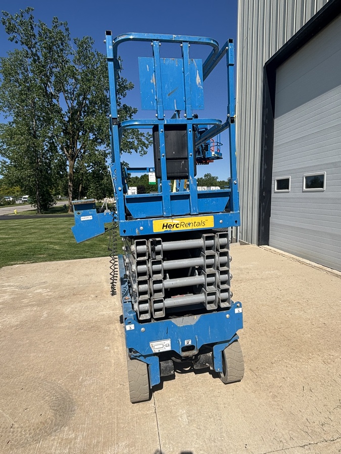2019 Genie GS-3232-4