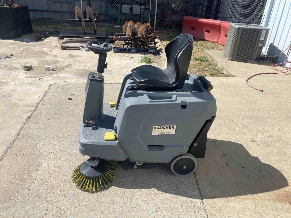 2022 Karcher KM 85/50