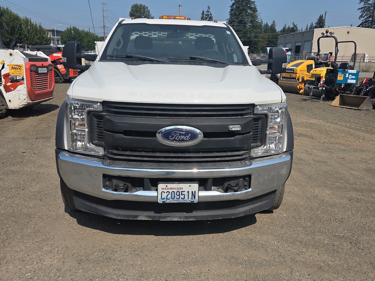 2018 Ford F550-6