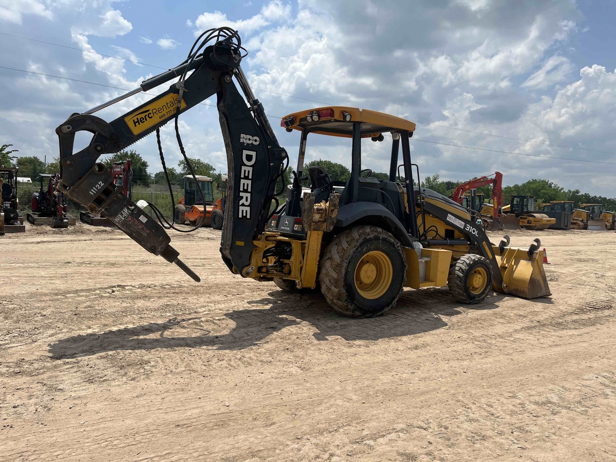 2019 John Deere 310L-6