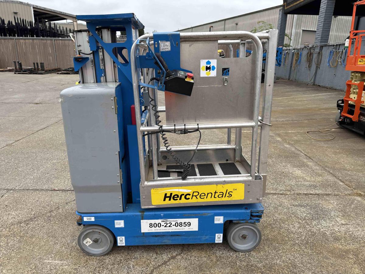 2018 Genie GR-12