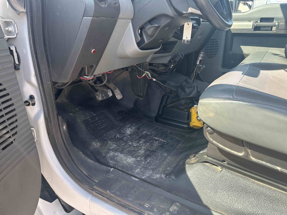 2019 Ford F750-6