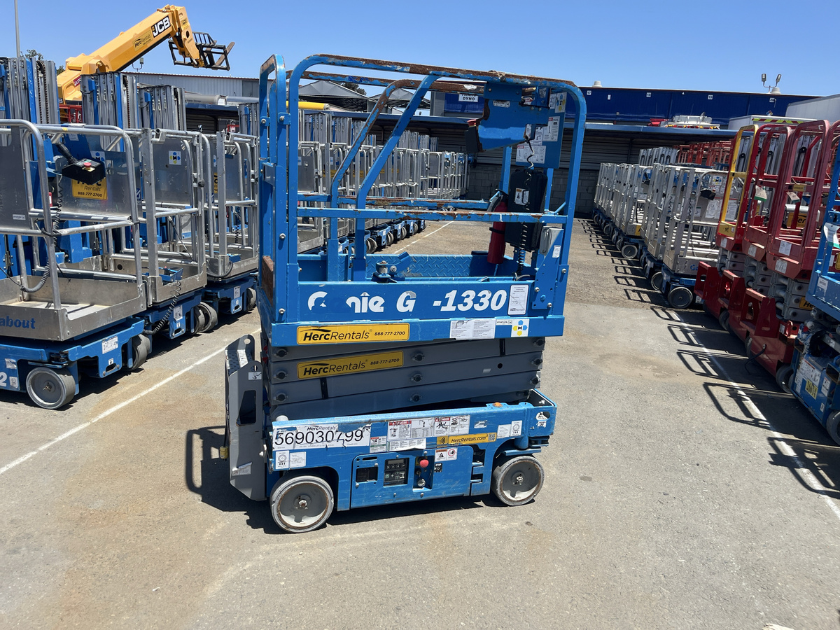2019 Genie GS1330M-4
