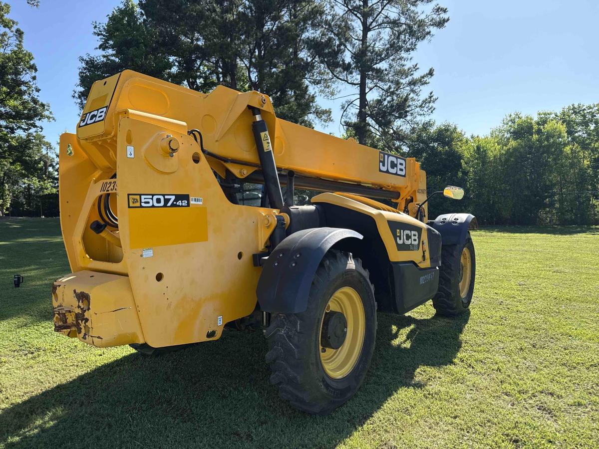 2018 JCB 507-42-4