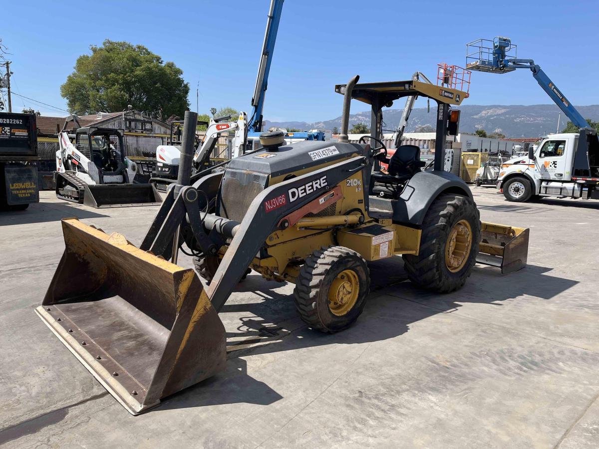 2015 John Deere 210K EP