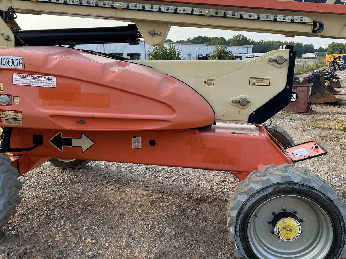 2016 JLG M600JP-3