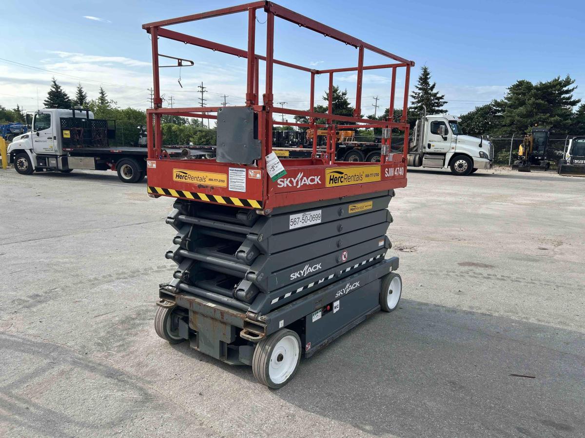 2018 Skyjack SJ4740-2