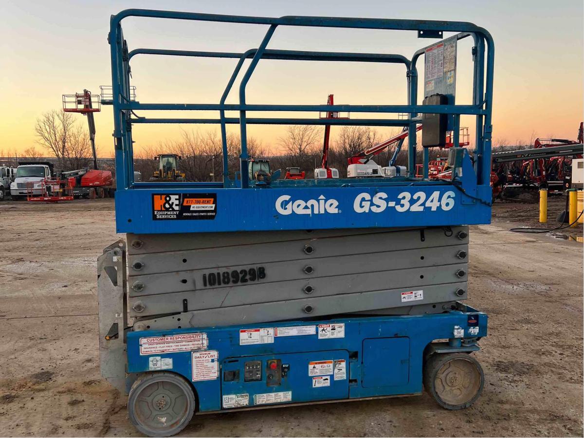 2016 Genie GS-3246-4