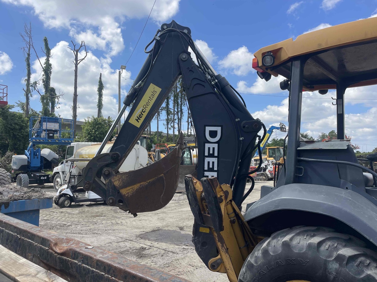 2019 John Deere 310L EP-4