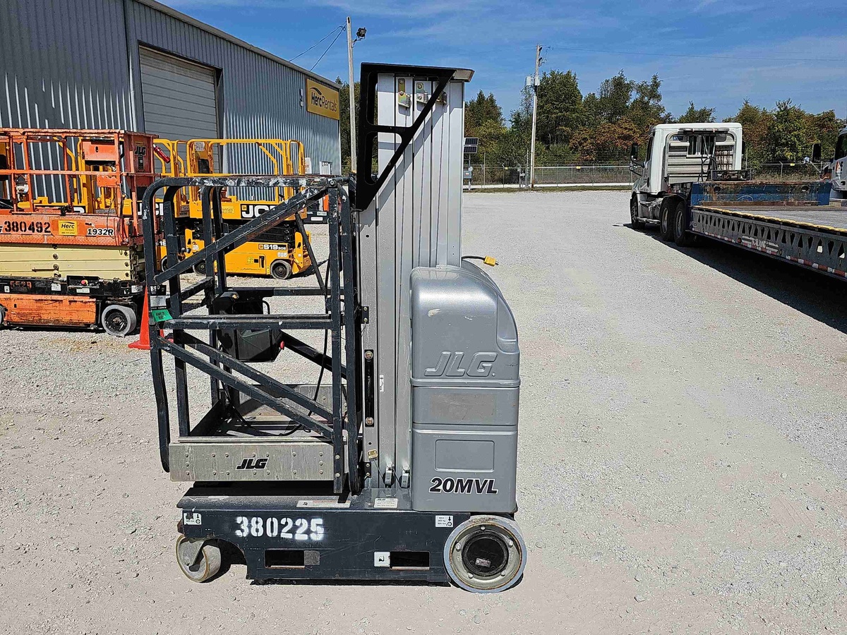 2018 JLG 20MVL-10