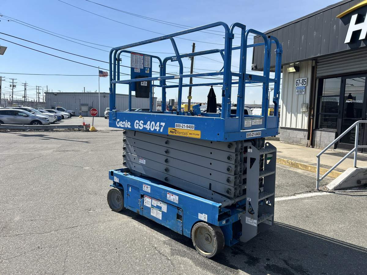2018 Genie GS-4047-3