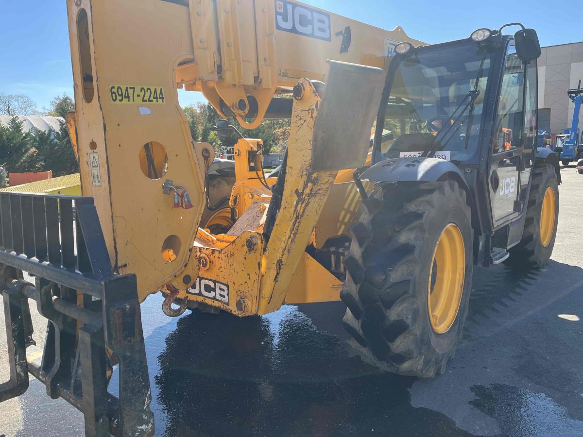 2018 JCB 510-56