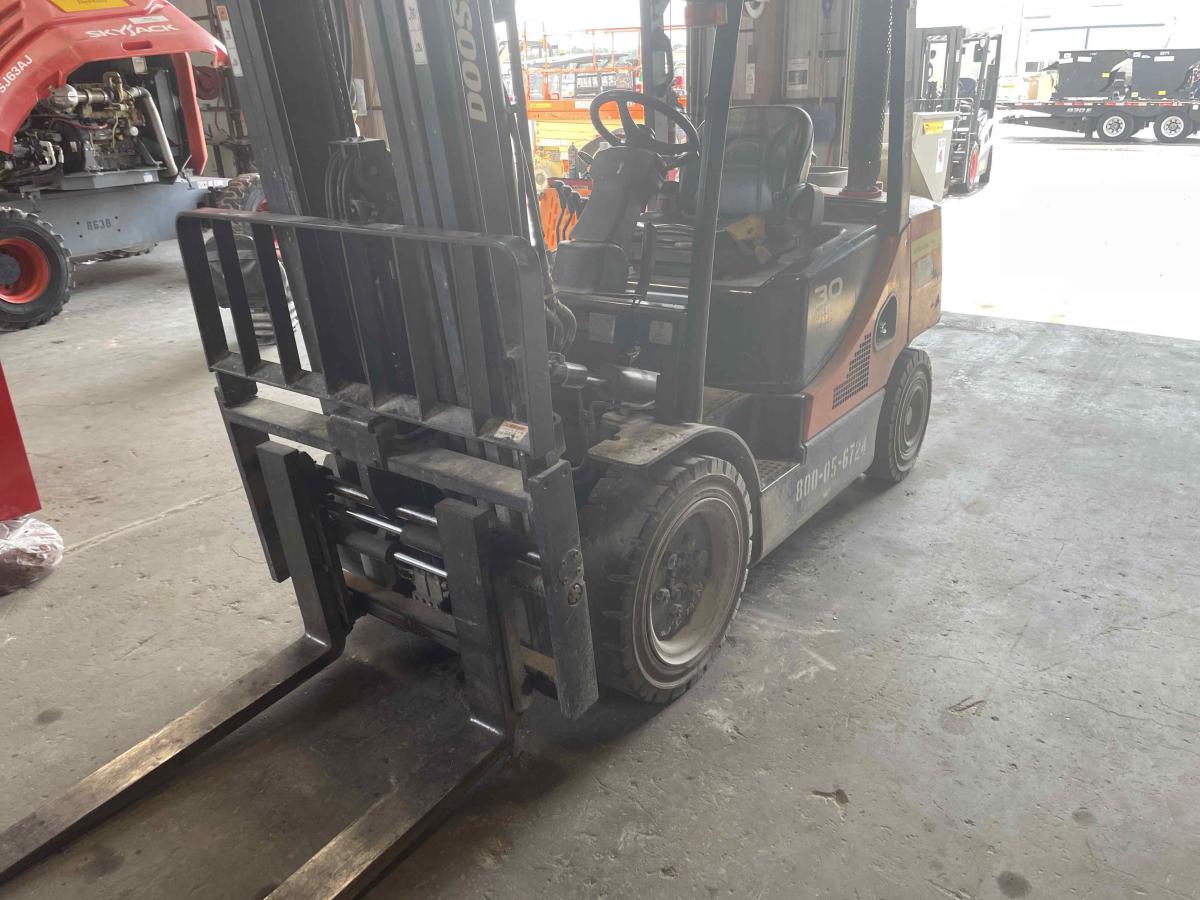 2015 Doosan D30S-7