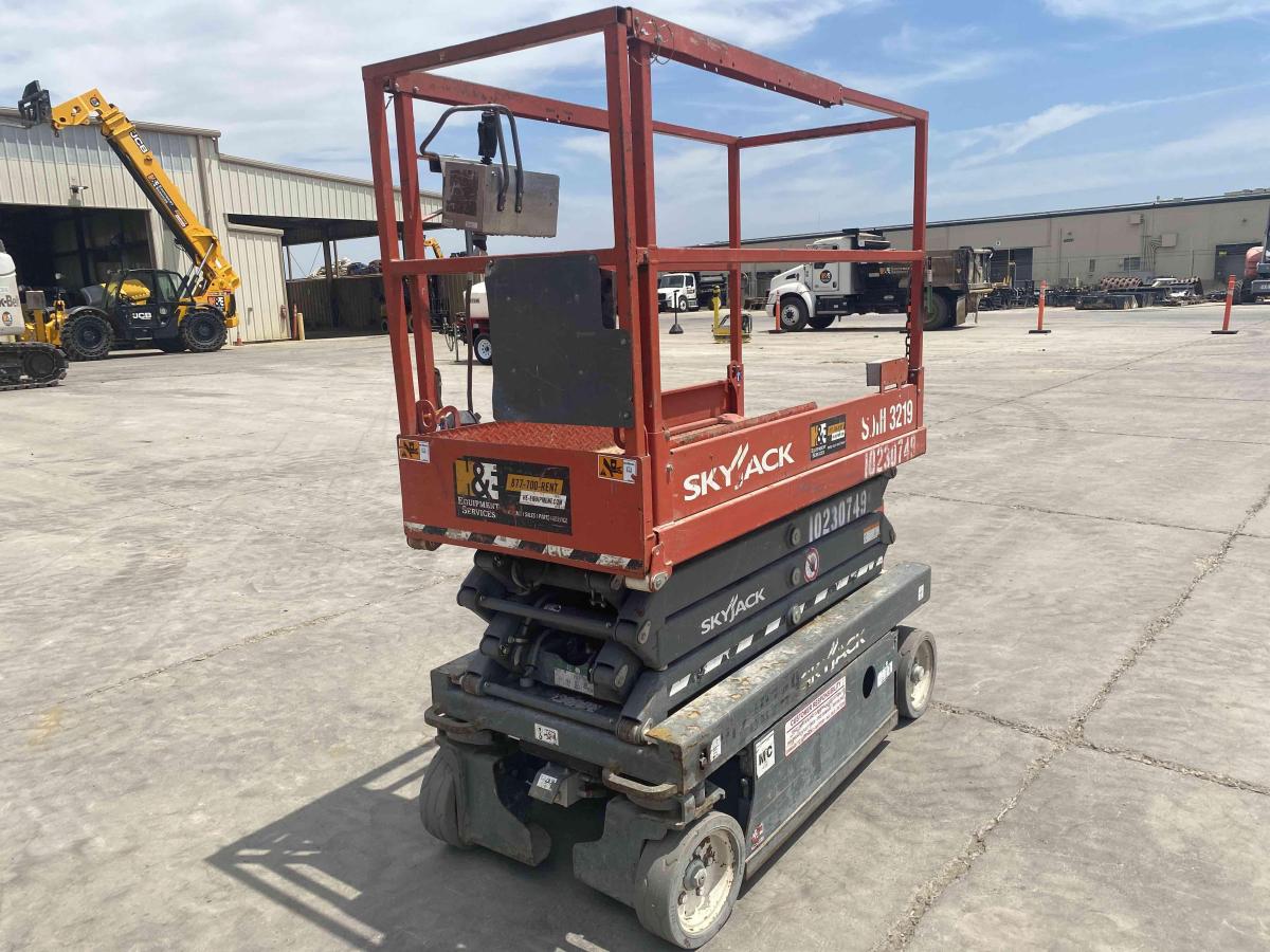 2017 Skyjack SJ3219