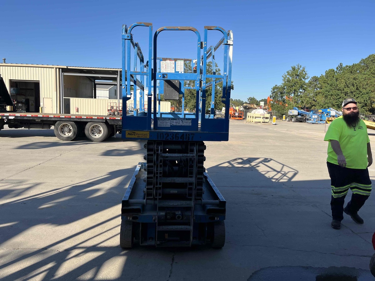 2018 Genie GS-4047-4