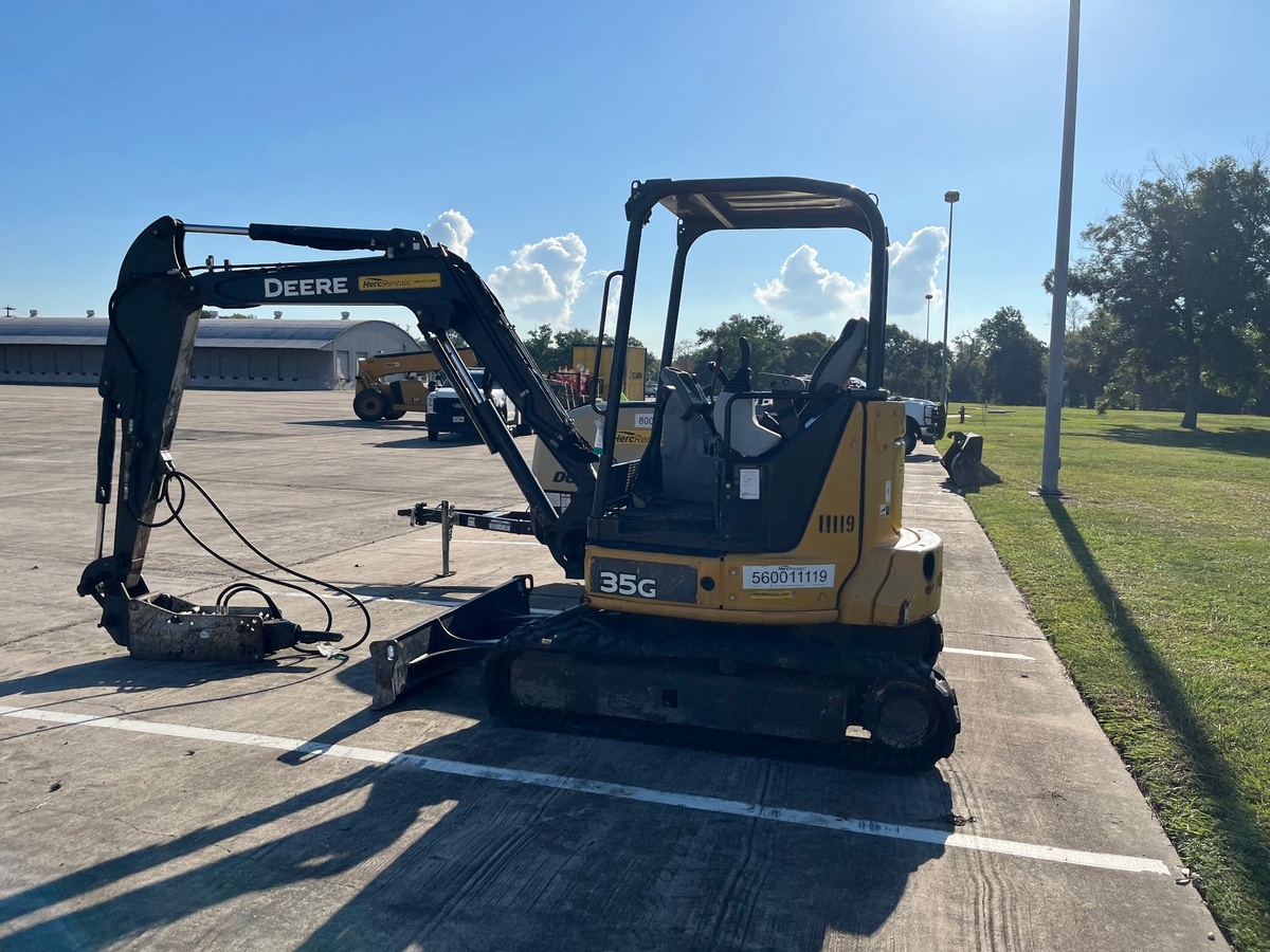 2020 John Deere 35G-4