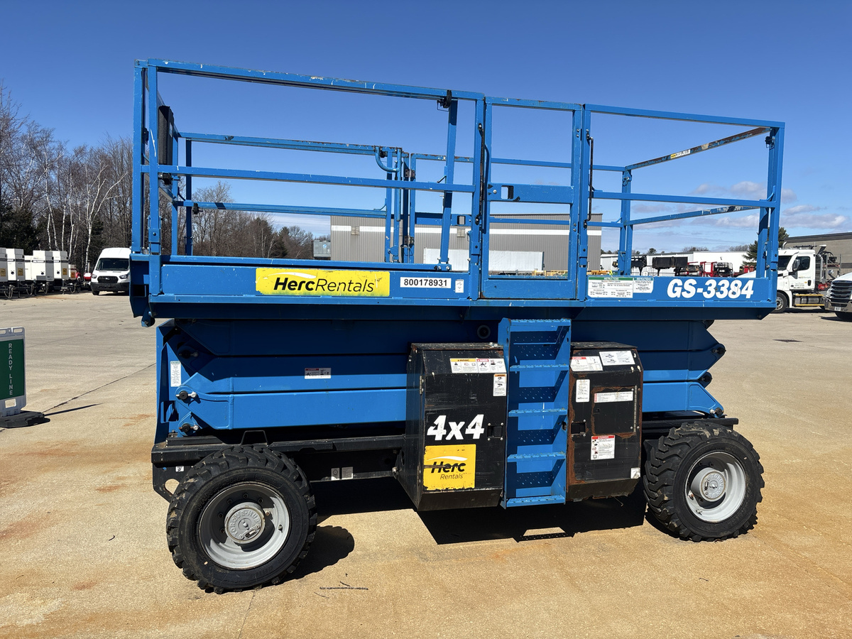 2017 Genie GS-3384 RT