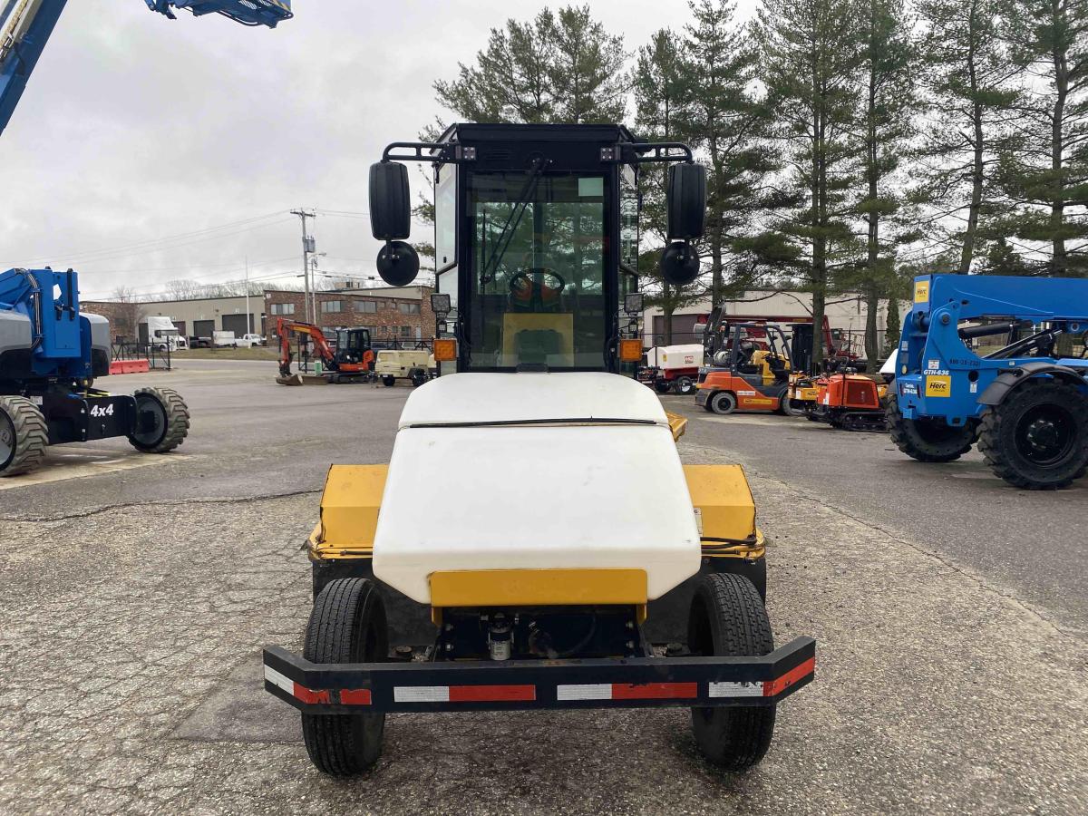 2018 LayMor SweepMaster 450-ST