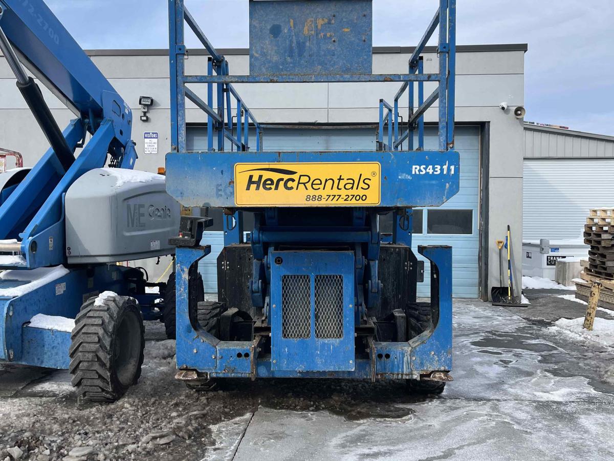 2016 Genie GS-4390 RT