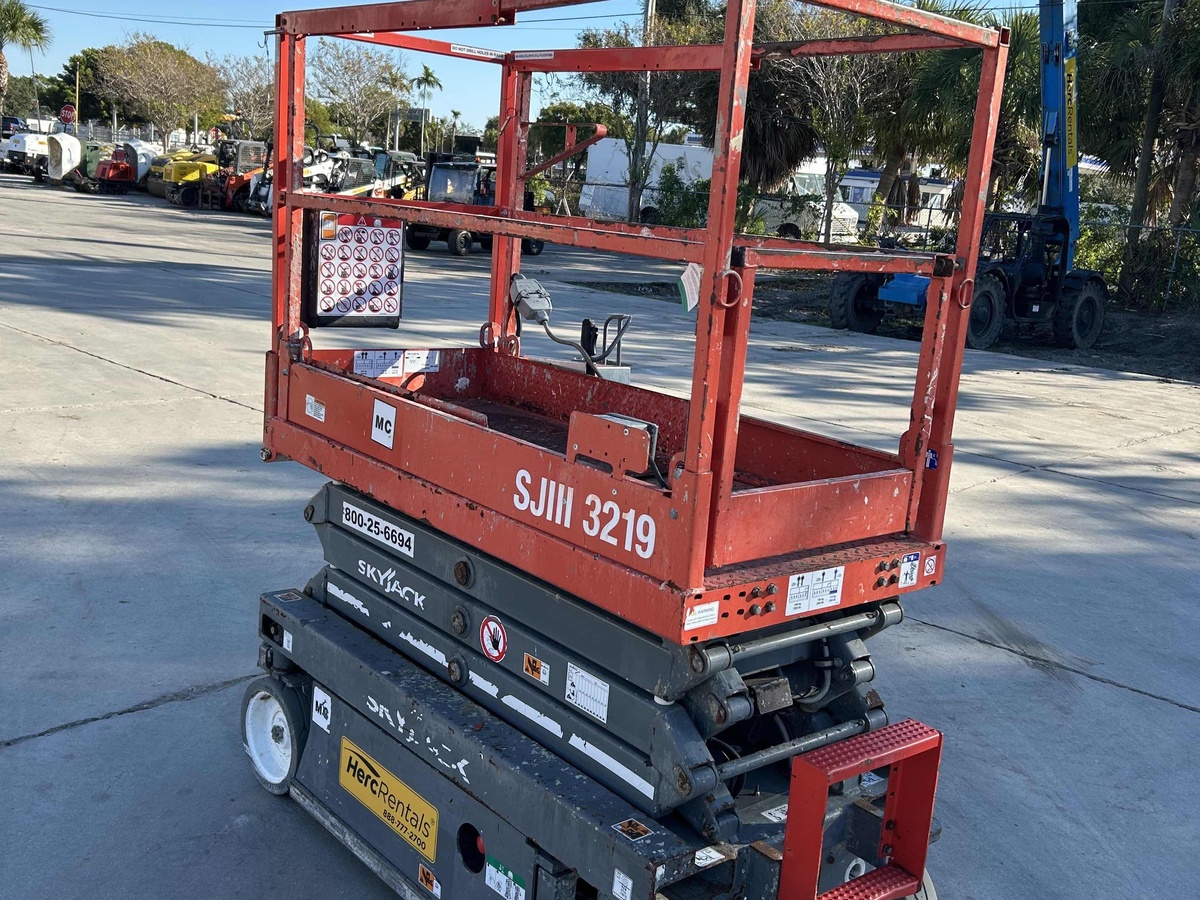 2019 Skyjack SJ3219-4