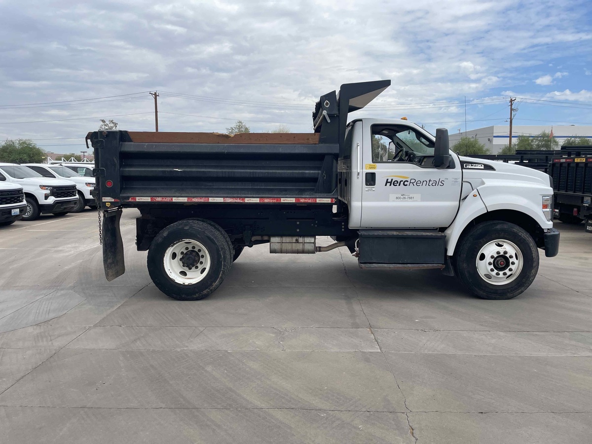 2019 Ford F750-6