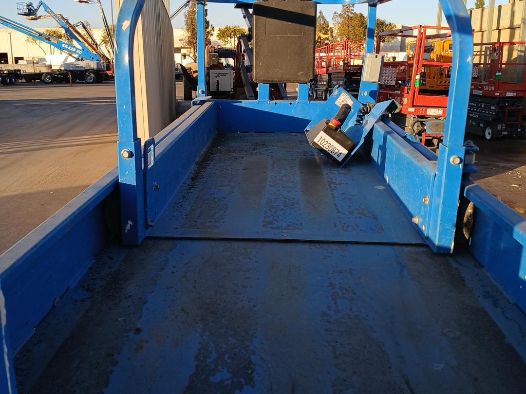 2017 Genie GS-2632