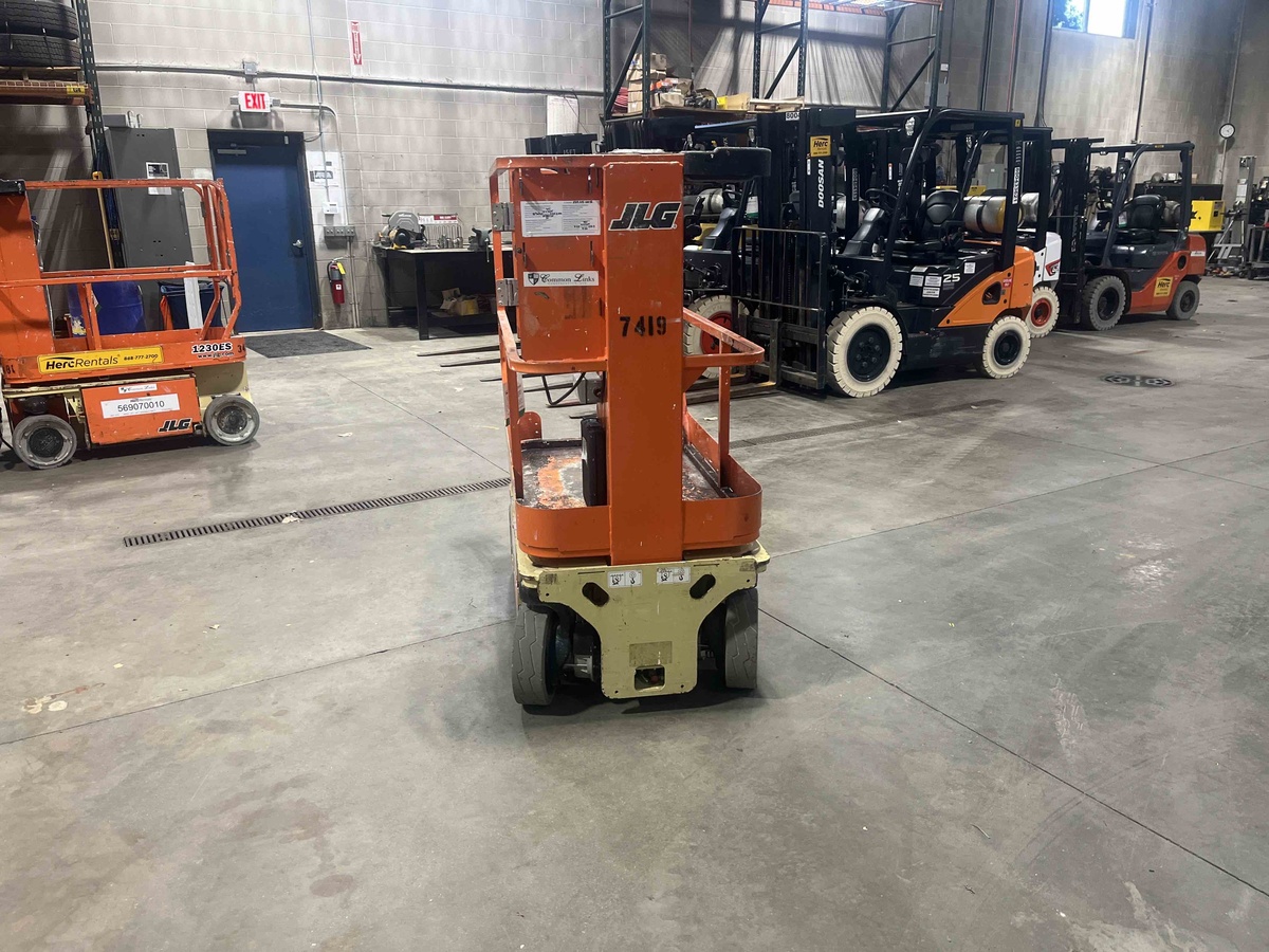 2015 JLG 1230ES-2