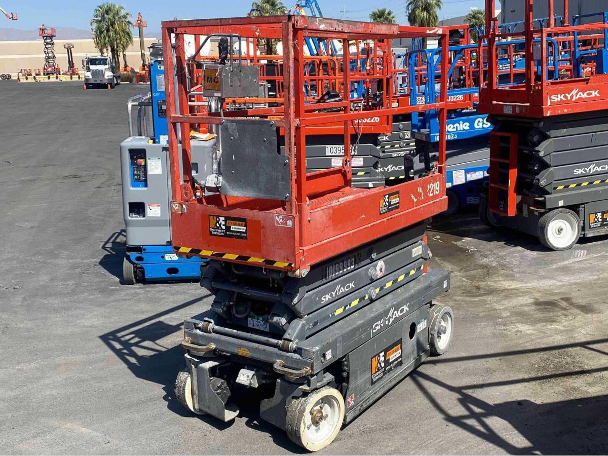 2016 Skyjack SJ3219
