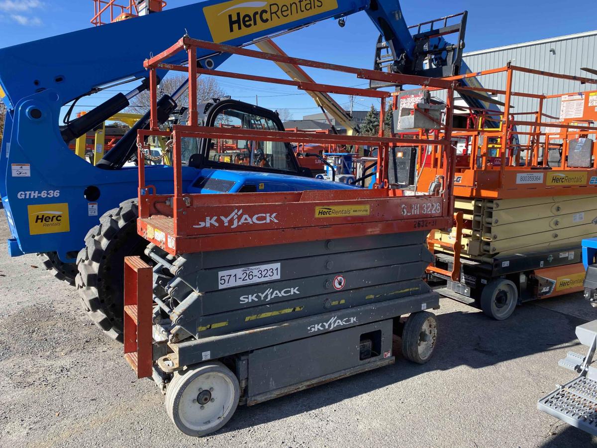 2015 Skyjack SJ3226