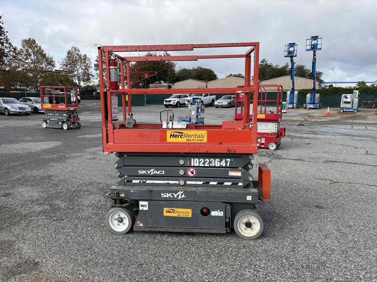 2017 Skyjack SJ3219