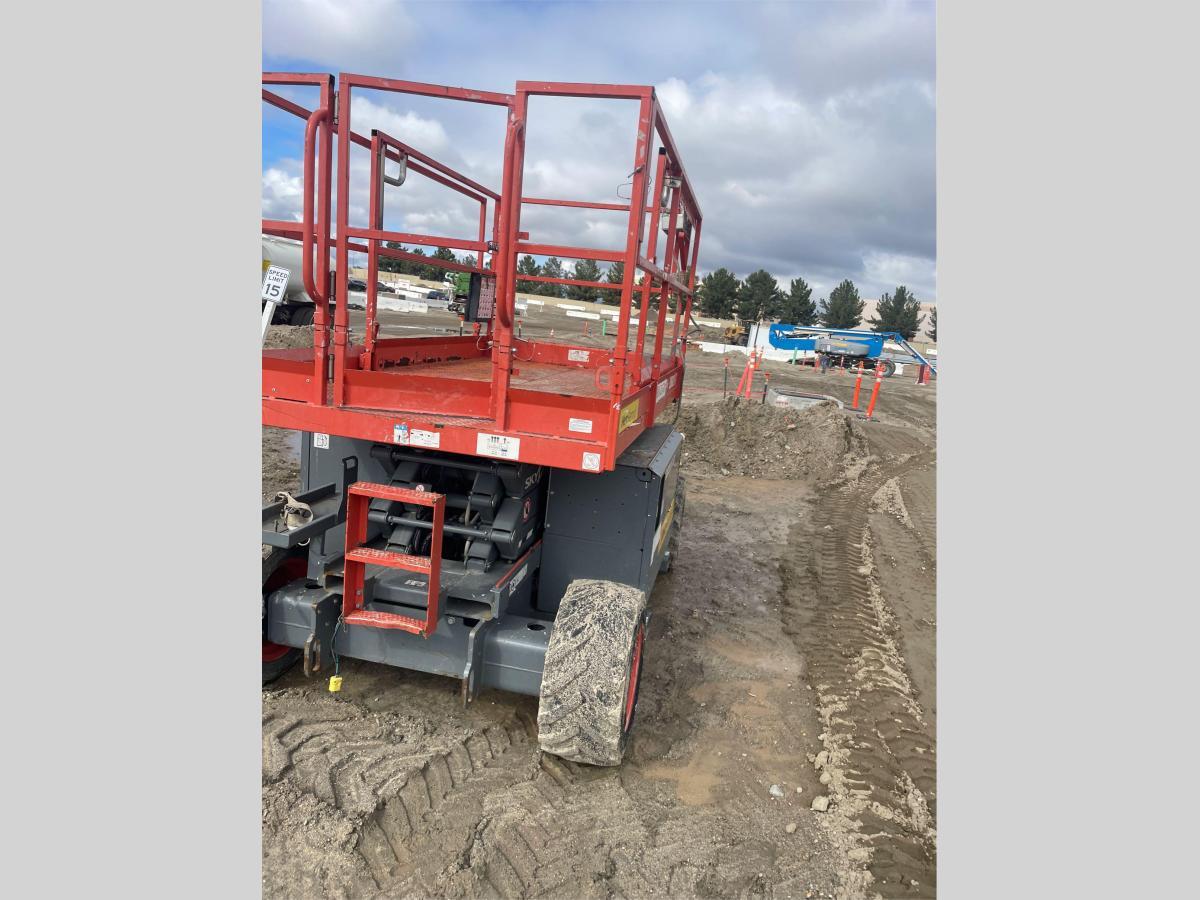 2018 Skyjack SJ-6826RT-2
