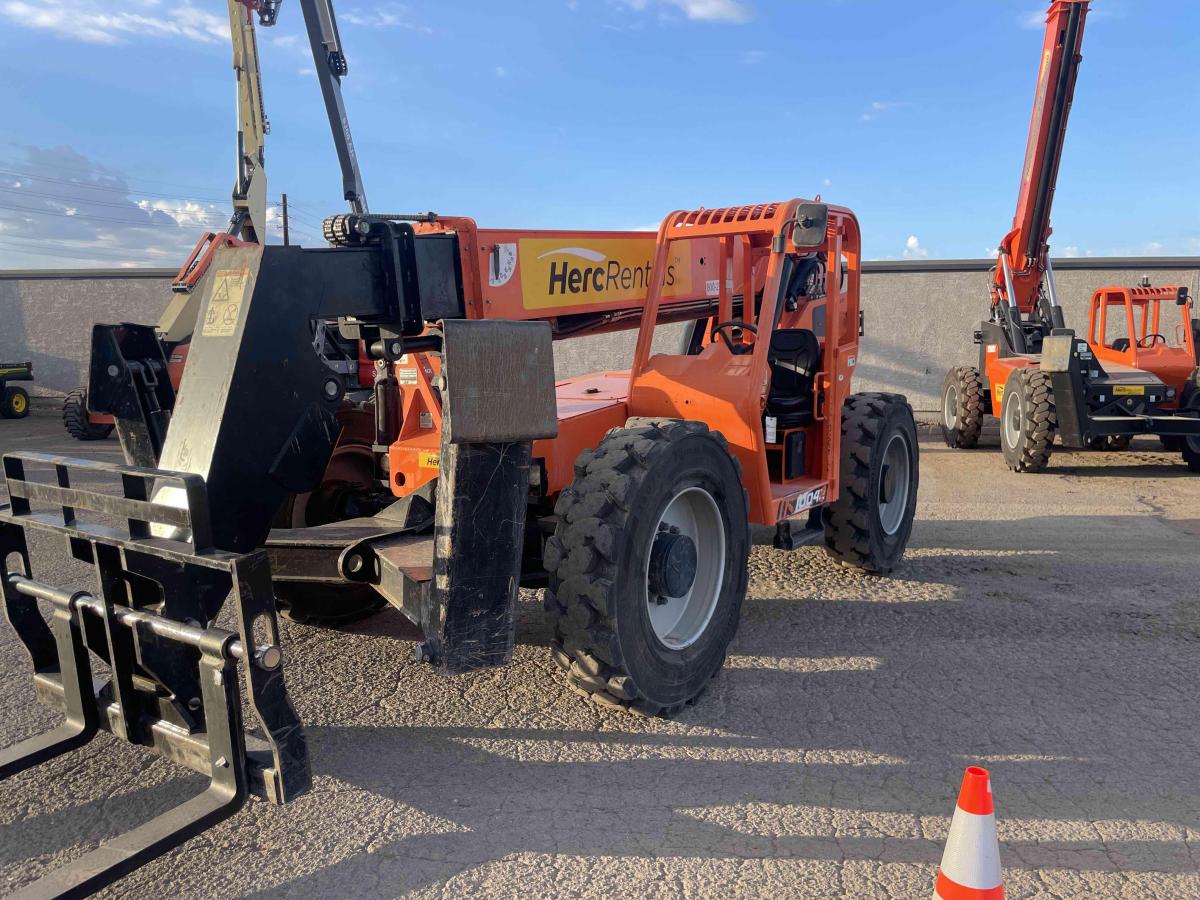 2020 SkyTrak 10042