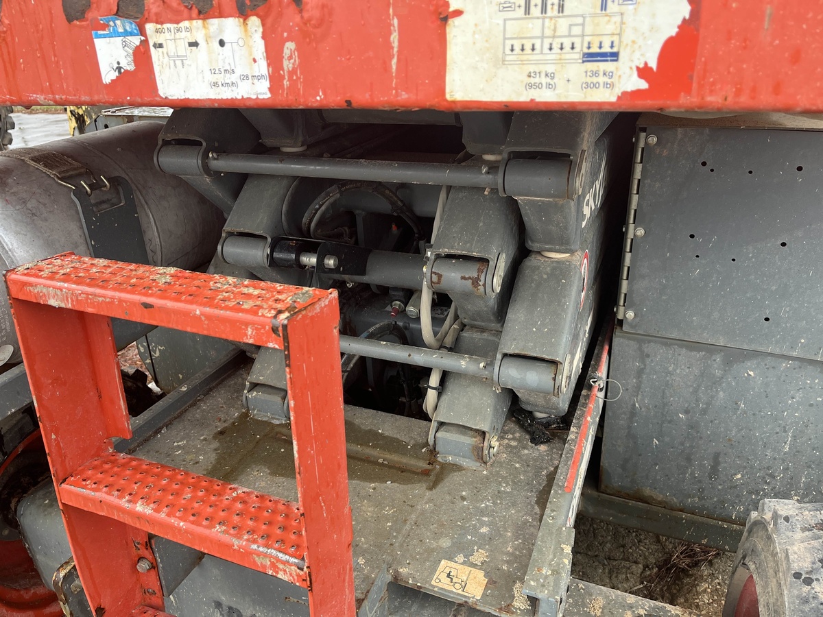 2018 Skyjack SJ-6826RT-9