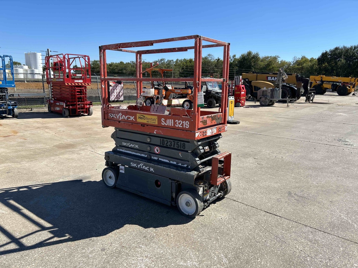 2018 Skyjack SJ3219