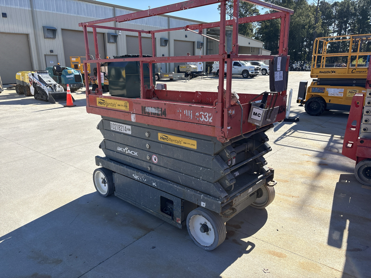 2017 Skyjack SJ4632