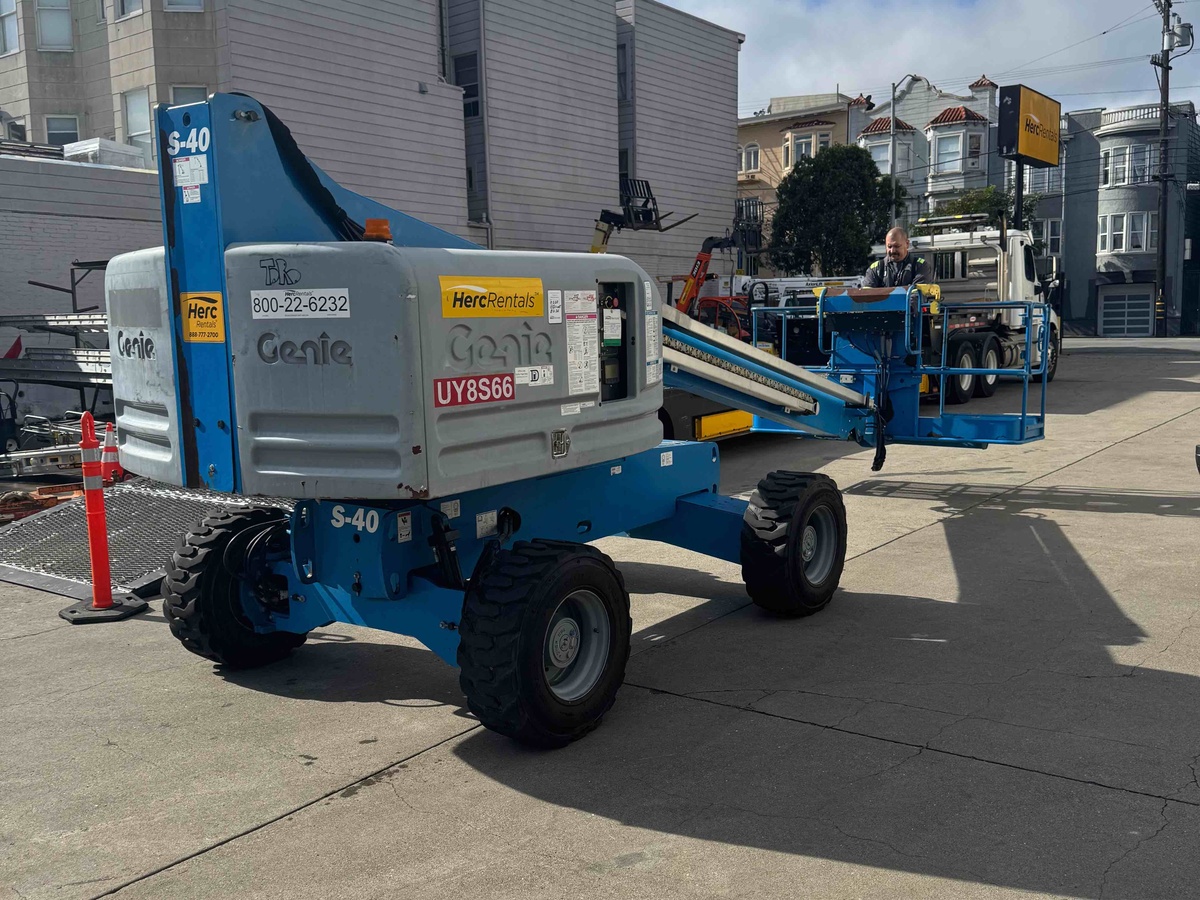 2018 Genie S-40-5