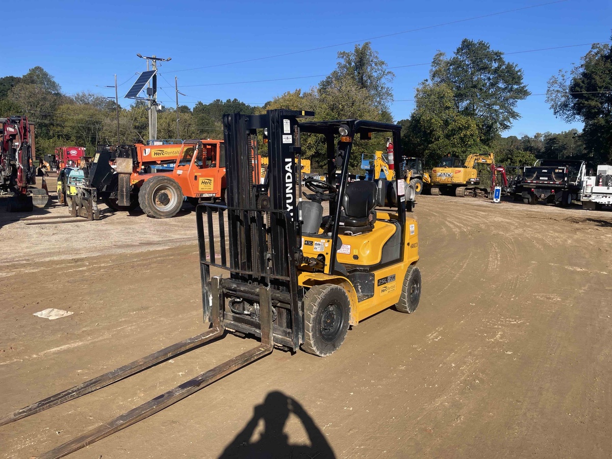 2020 Hyundai 25L7A-1