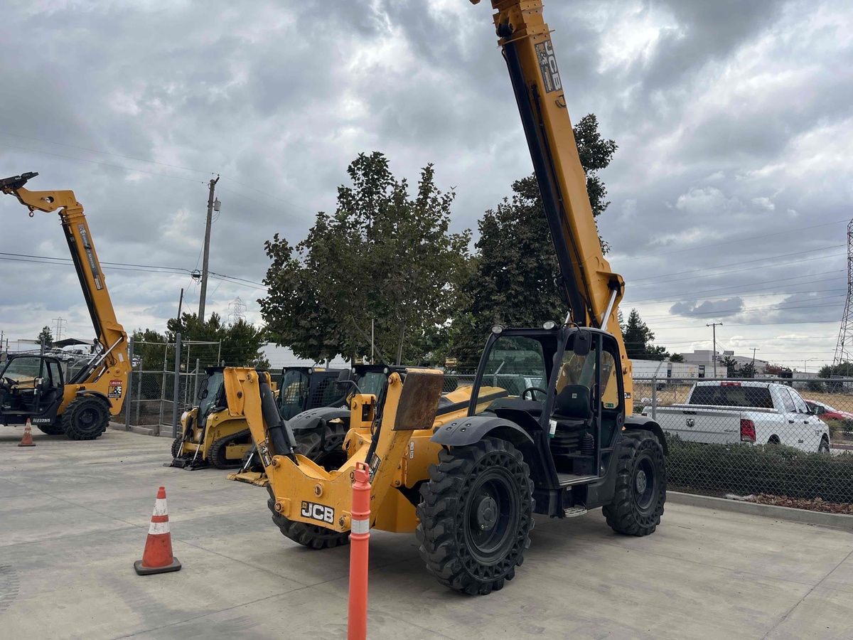 2018 JCB 510-56-2