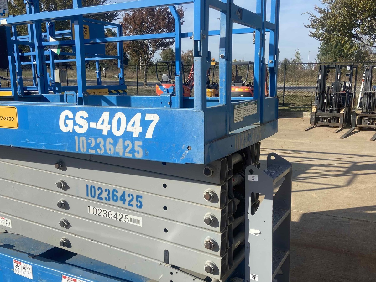 2018 Genie GS-4047-2