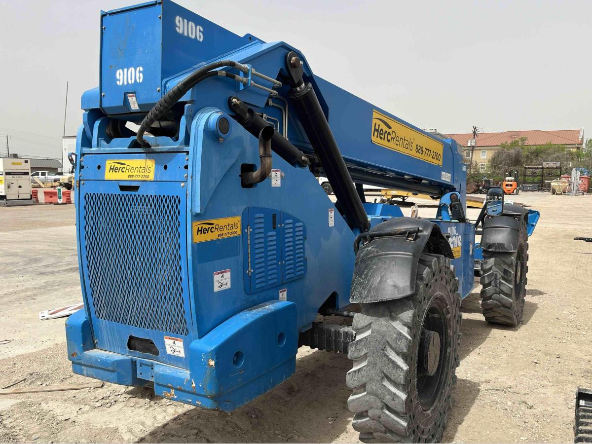 2018 Genie GTH-1056