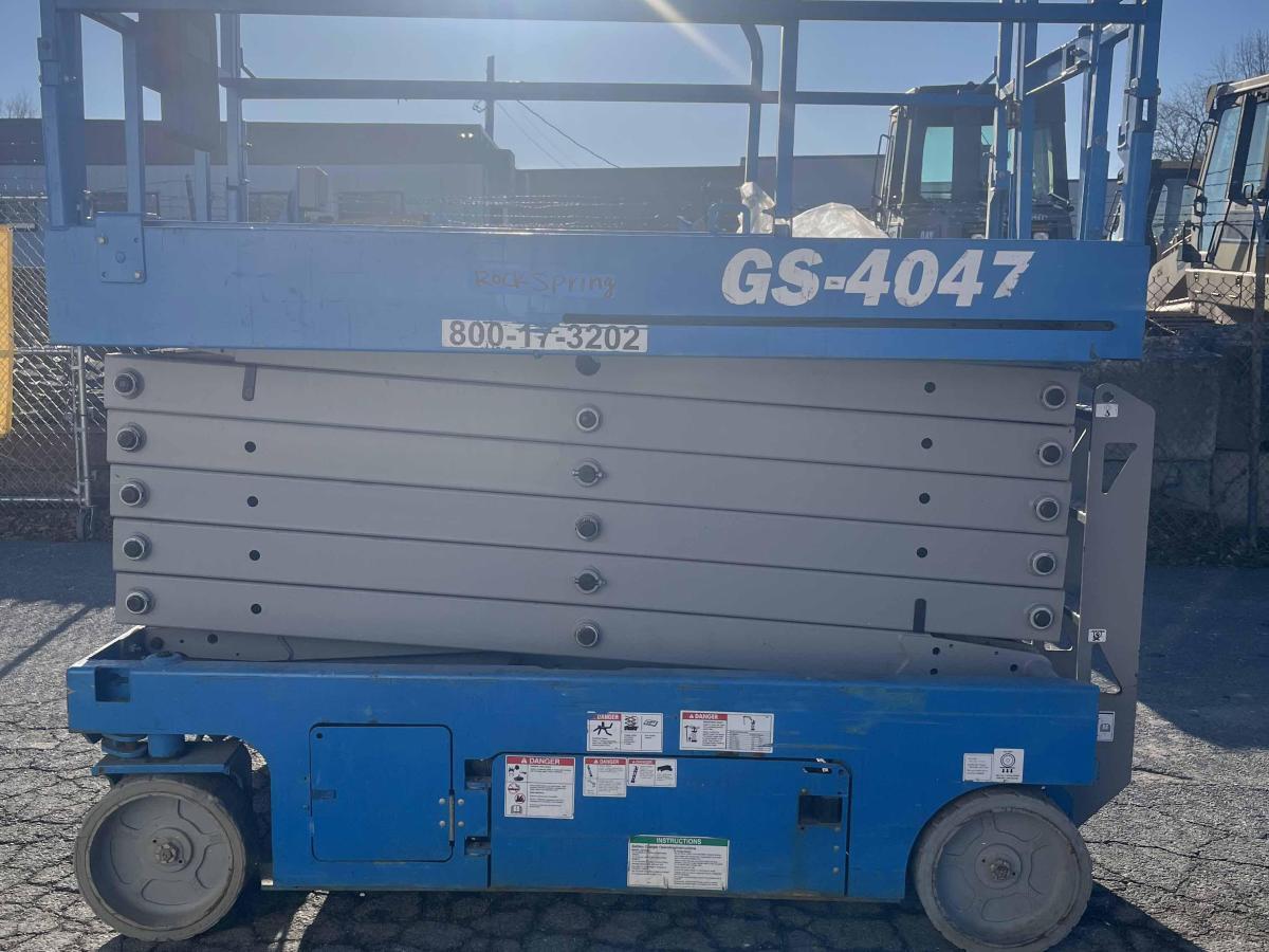2017 Genie GS-4047-3