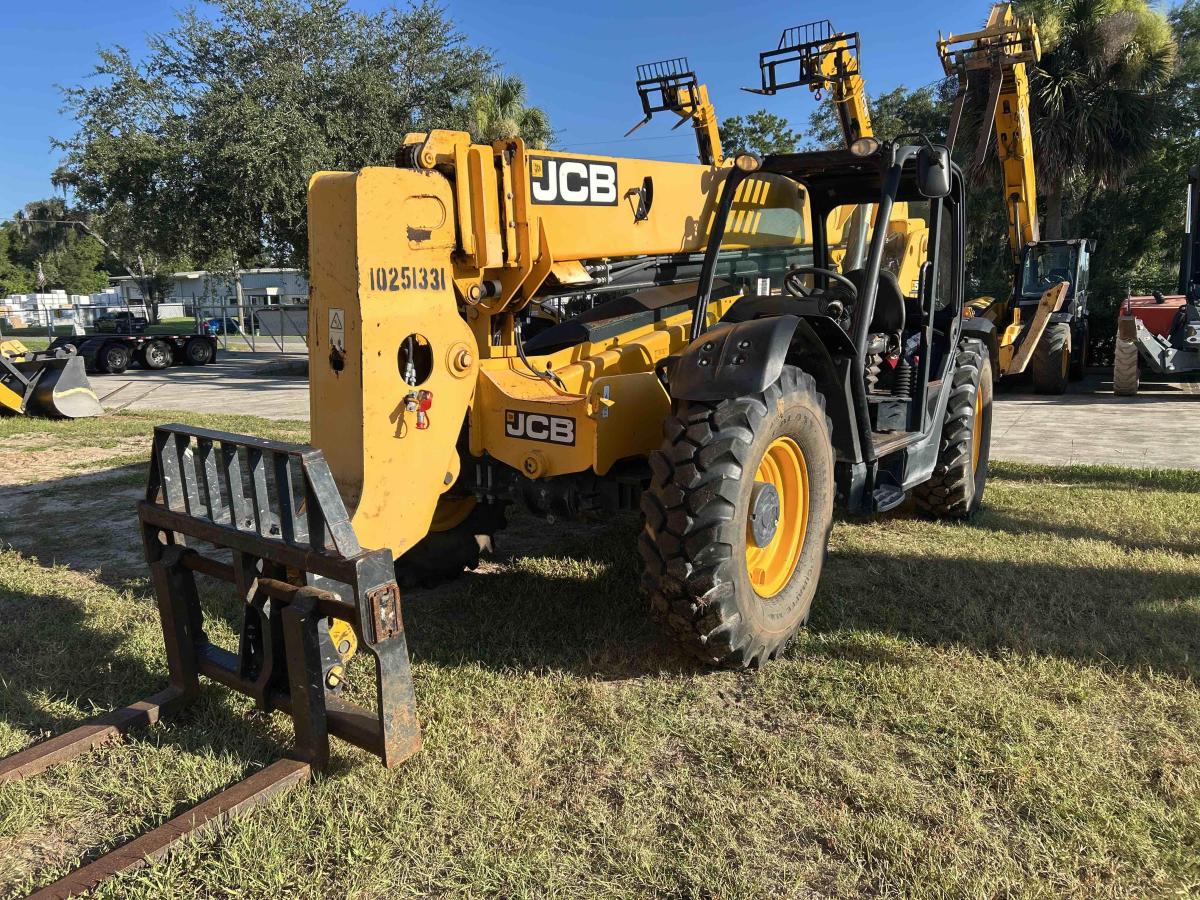 2018 JCB 507-42-1