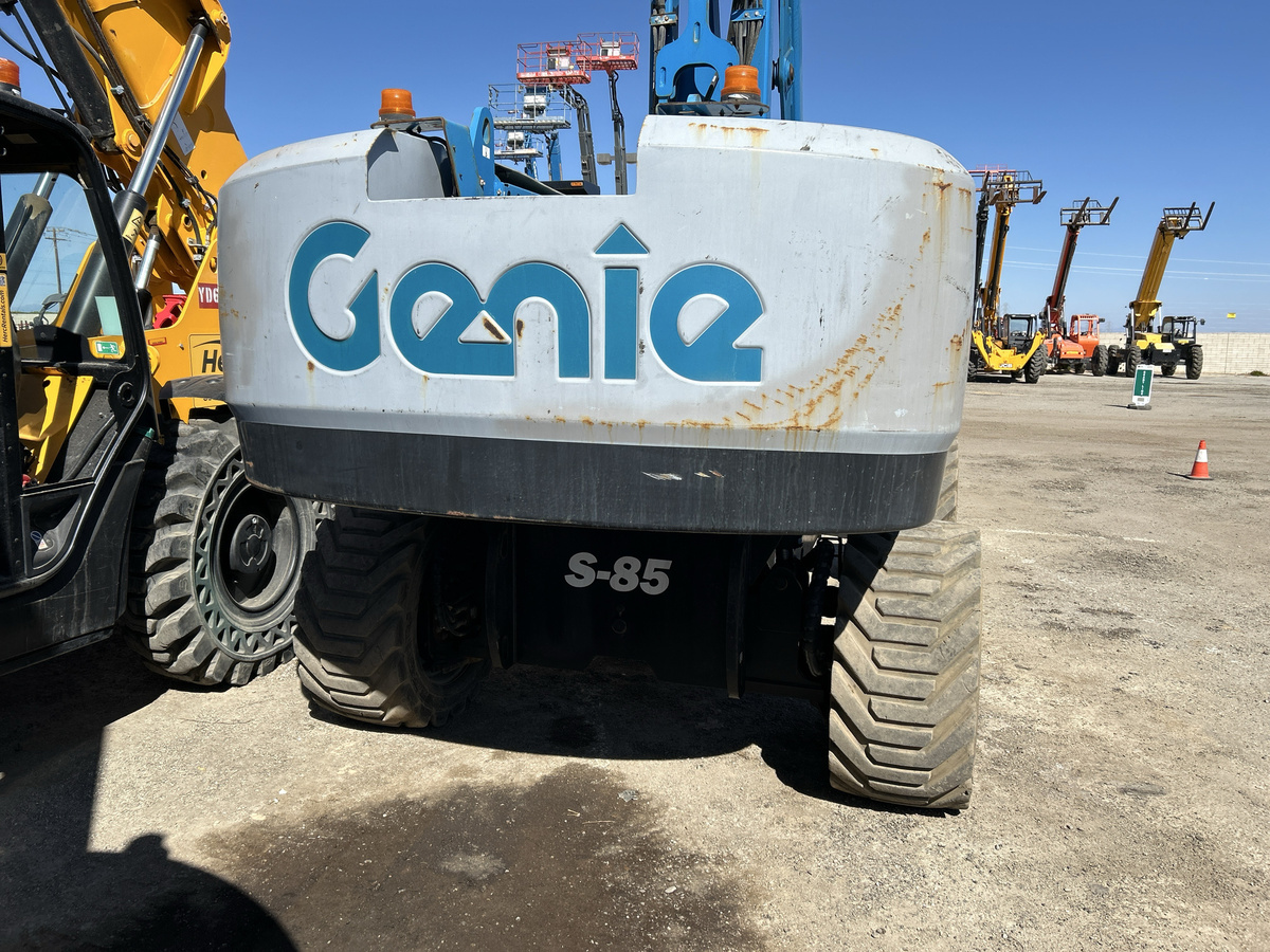 2019 Genie S-85-2